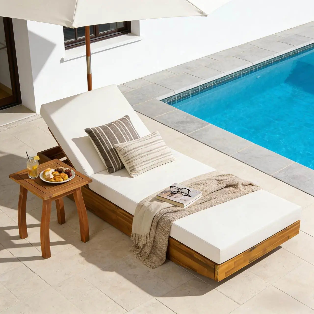 Acacia Wood Modern Luxury Chaise Lounge Cushion Teak Finish Eco-Friendly Outdoor Recliner Cream Water-Repellent Pool Lounge