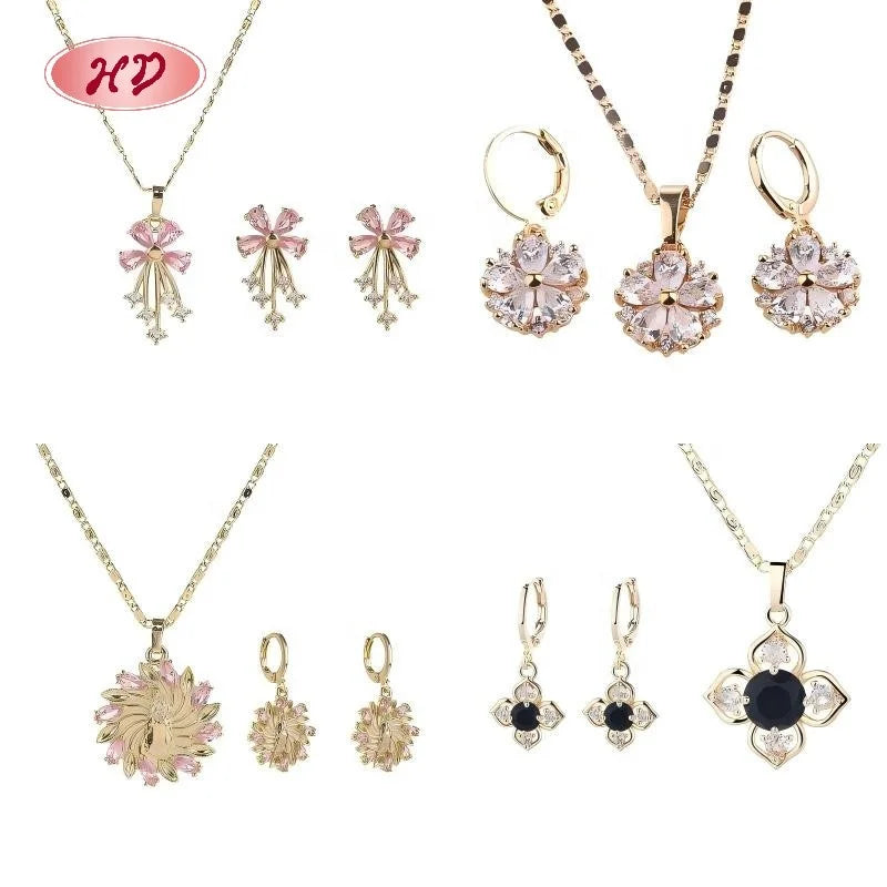 A Set of Four Earrings and Necklace Set Classic 18K Gold Coated Jewelry Sets Fashion Heart Design for Women Daily Jewelry