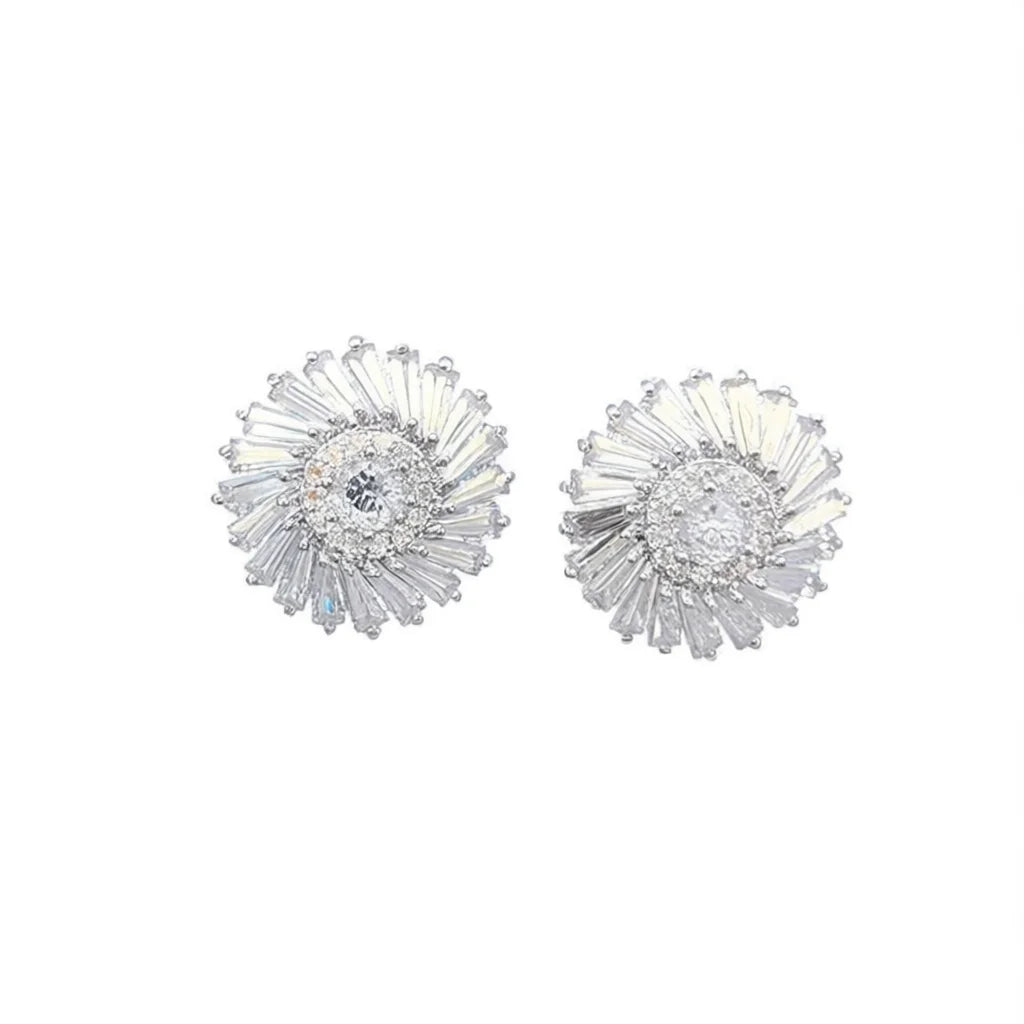 E4636 White Gold Flower Stud Earrings With Round Zircon Claw Setting For Women Wedding Romantic Fashion Jewelry