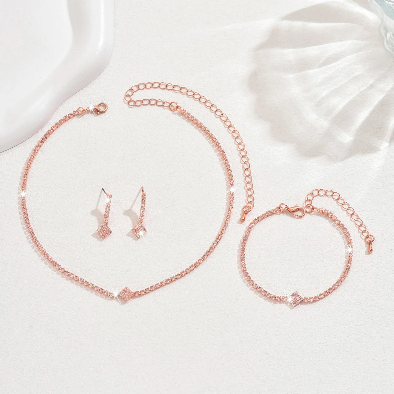 Rose gold jewelry Niche Fashion Personality High-end Sense Versatile Claw Chain Necklace Earring Bracelet Set