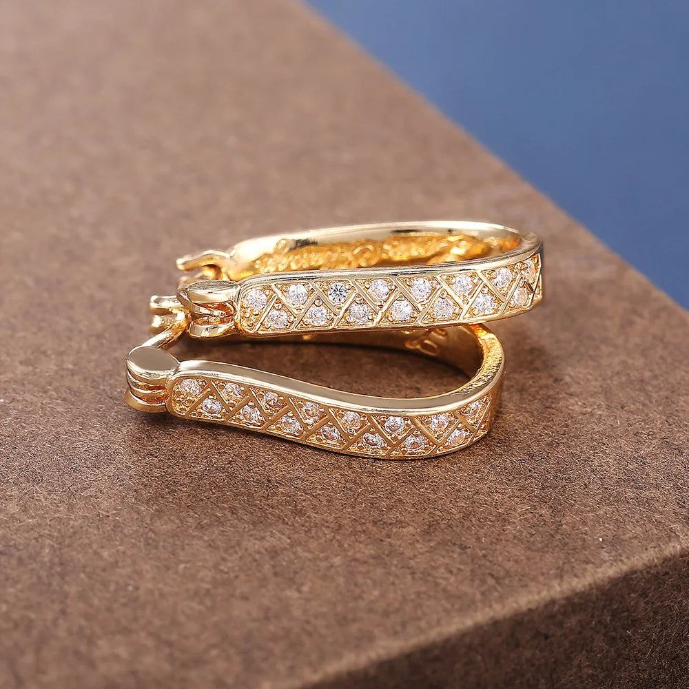 Zam Chanya 18K Gold Hoop Earrings with Brilliant Cut Pearl Channel Set Geometric Design Luxury Women's Jewelry
