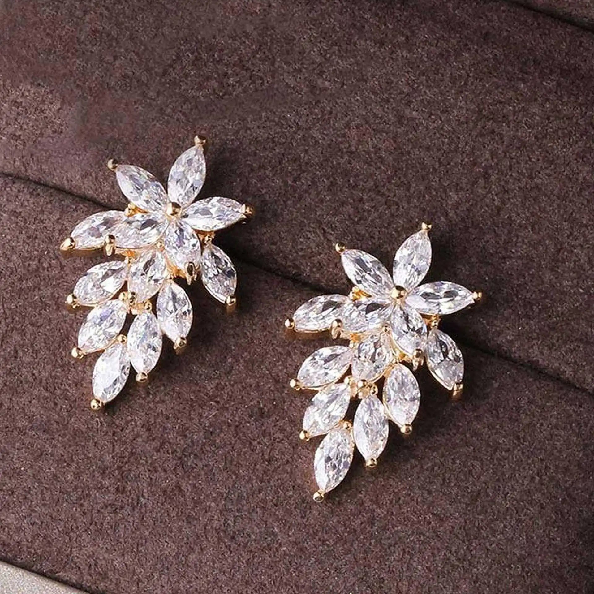 Sls Flower Stud Earrings 925 Silver Crystal Rhinestone Wedding Romantic Women's Jewelry Claw Setting White Gold