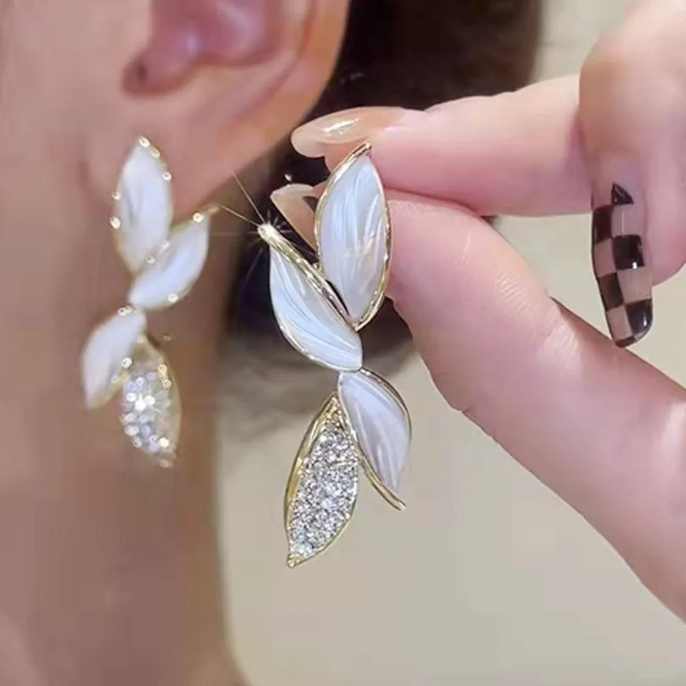 E1926 Gold Plated Drop Earrings Women's Crystal Rhinestone Micro Insert Plant Shape Wedding Romantic Style Jewelry
